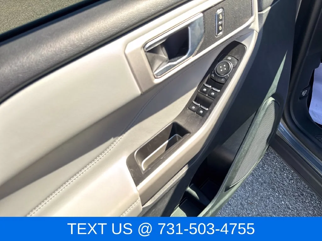 Used 2023 Gray Ford XLT image 12