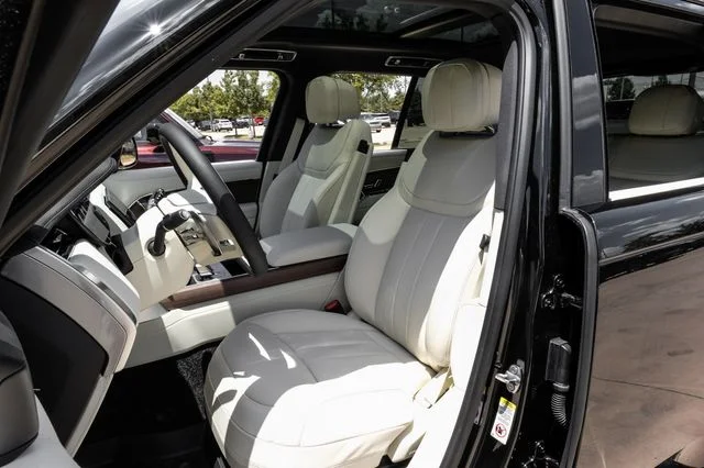 New 2026 Black Land Rover SE image 41
