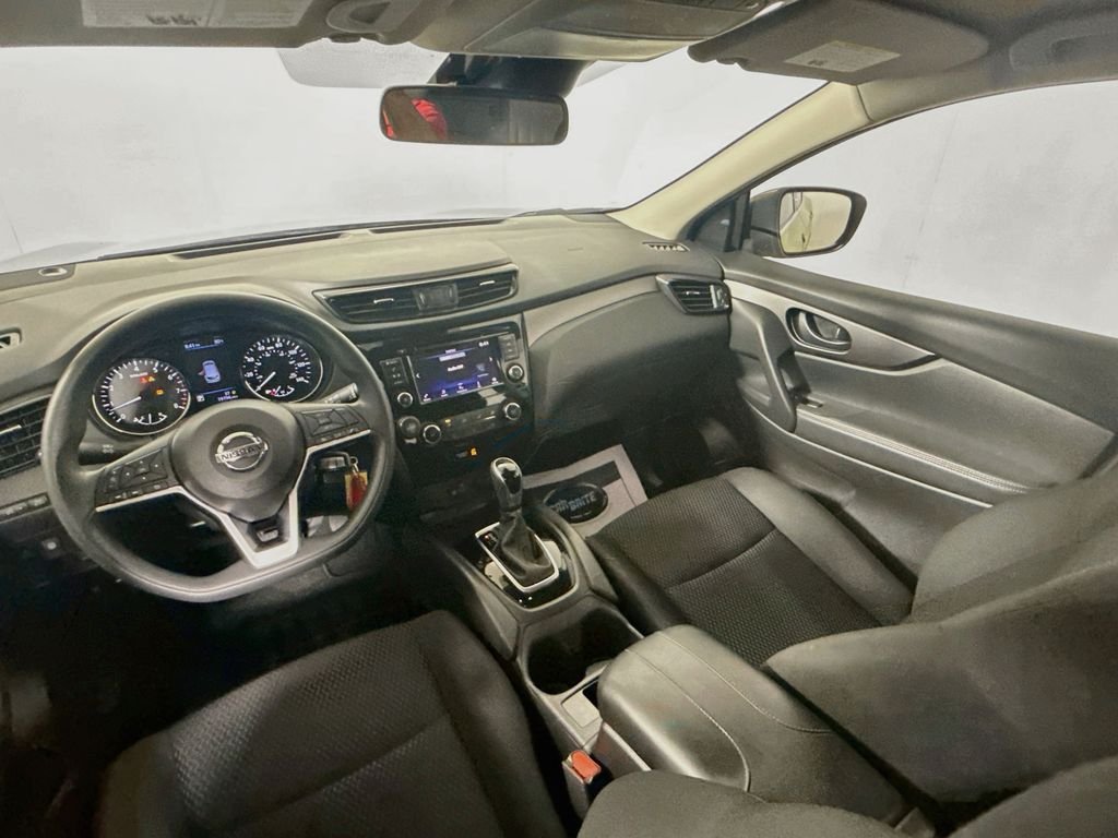Used 2020 Nitro Lime Metallic Nissan S image 22