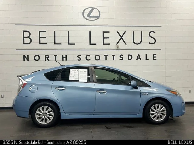 Used 2014 Blue Toyota Base image 3