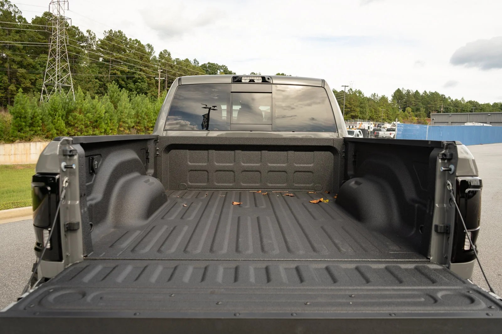 New 2026 Ceramic Gray Clear-Coat Exterior Paint RAM Laramie image 20