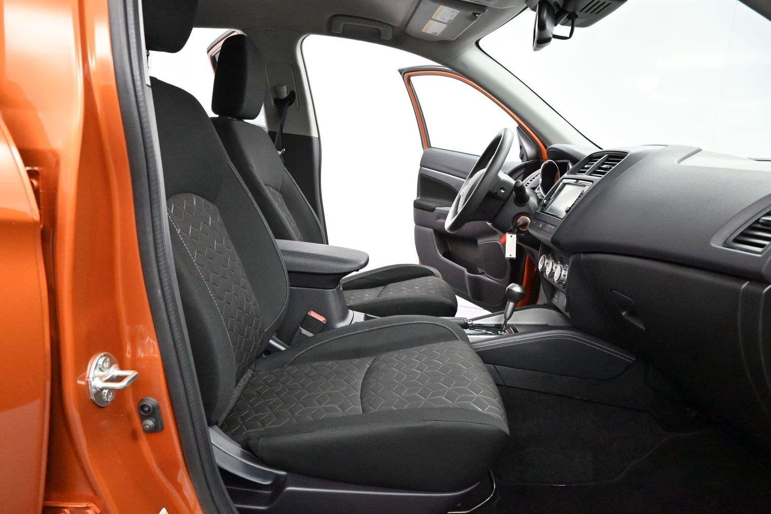 Used 2024 Sunshine Orange Metallic Mitsubishi ES image 26