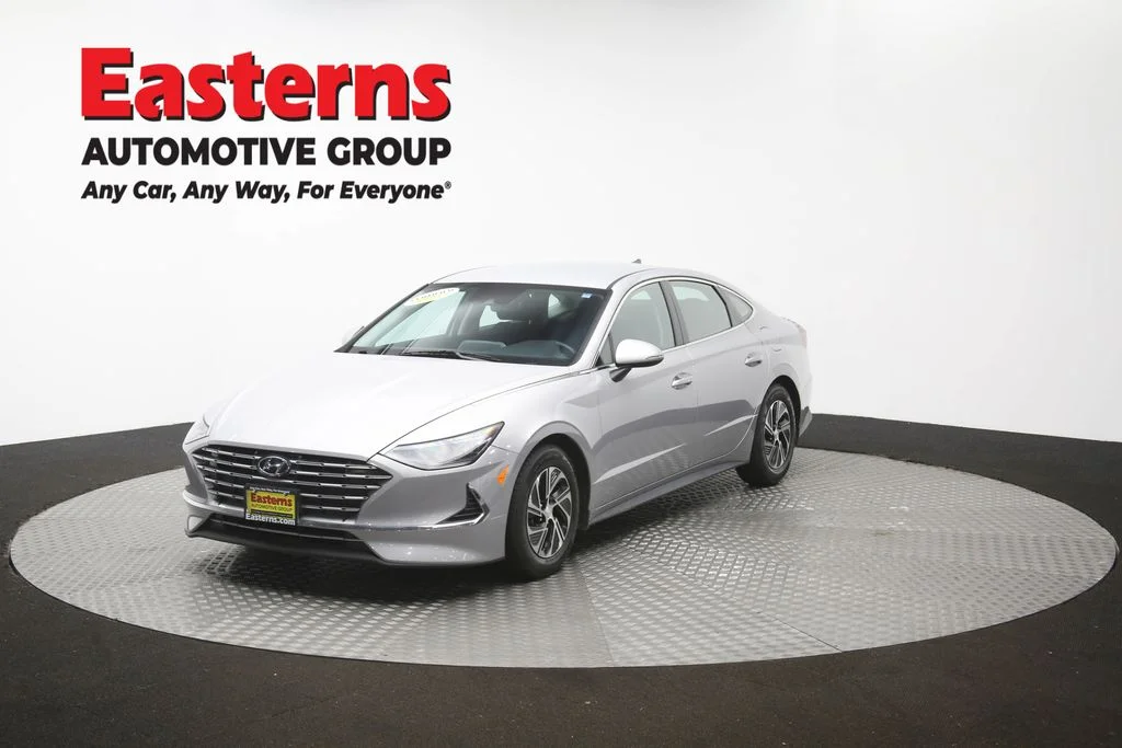 Used 2023 Silver Hyundai Blue image 57