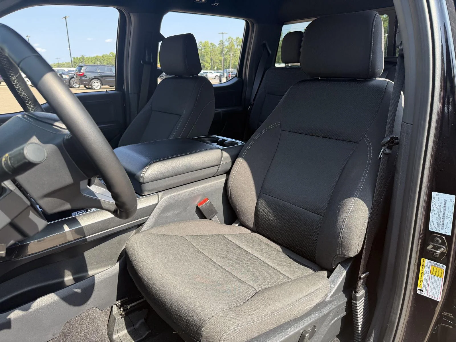 Used 2023 Agate Black Ford XLT image 15