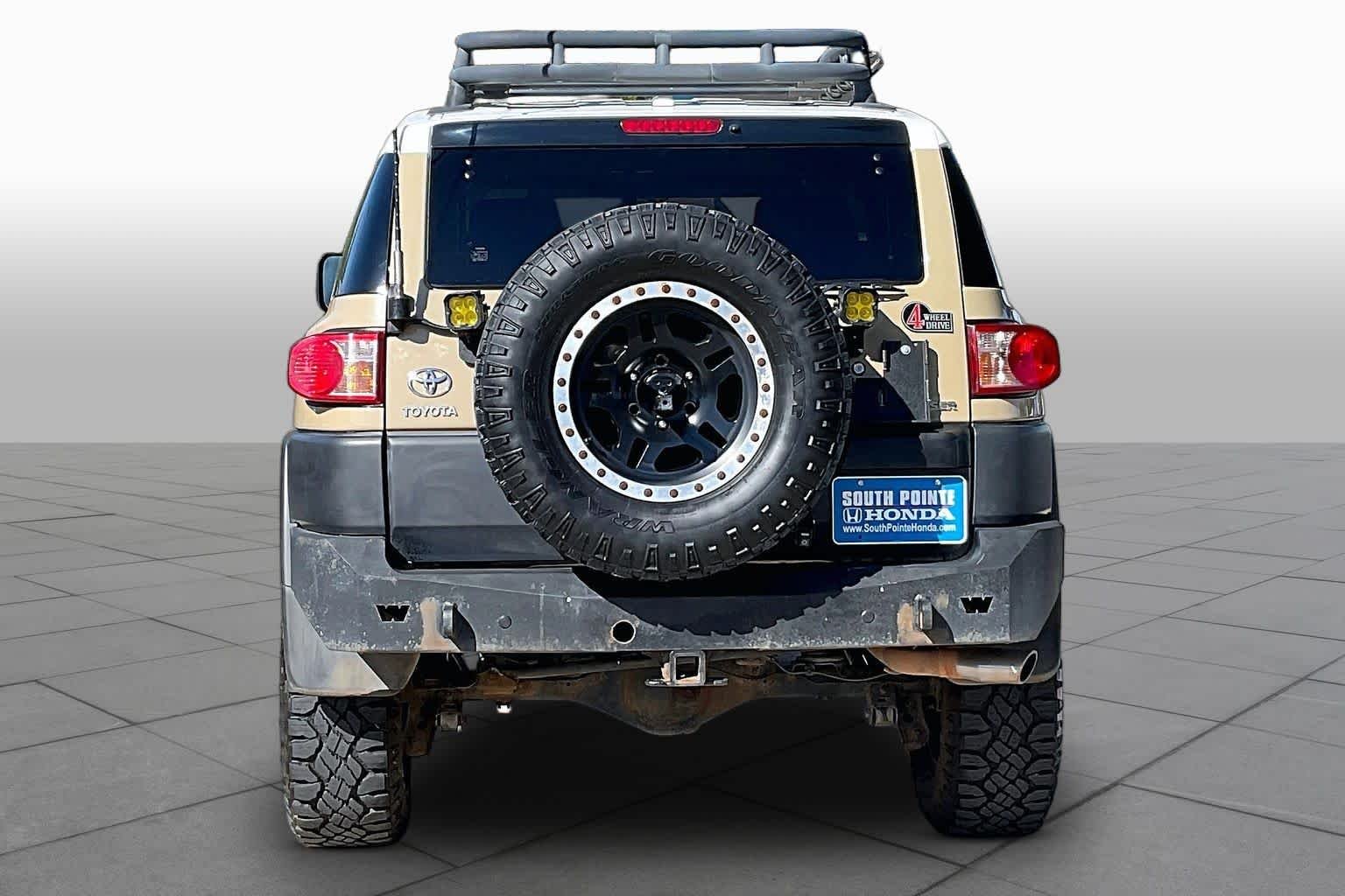 Used 2011 Quicksand Toyota  image 4