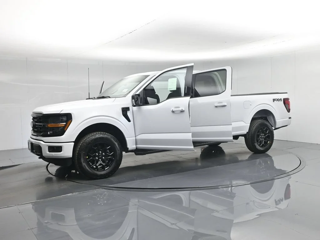 New 2026 White Ford XLT image 7