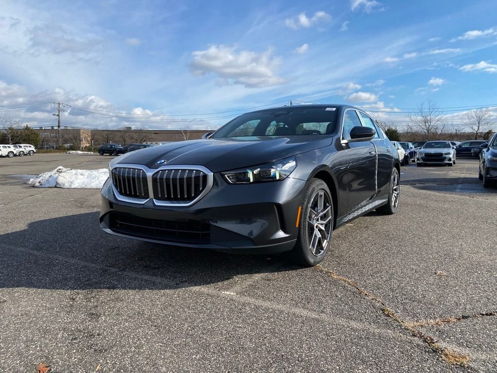 2026 BMW 5 Series 530i xDrive Sedan's photo