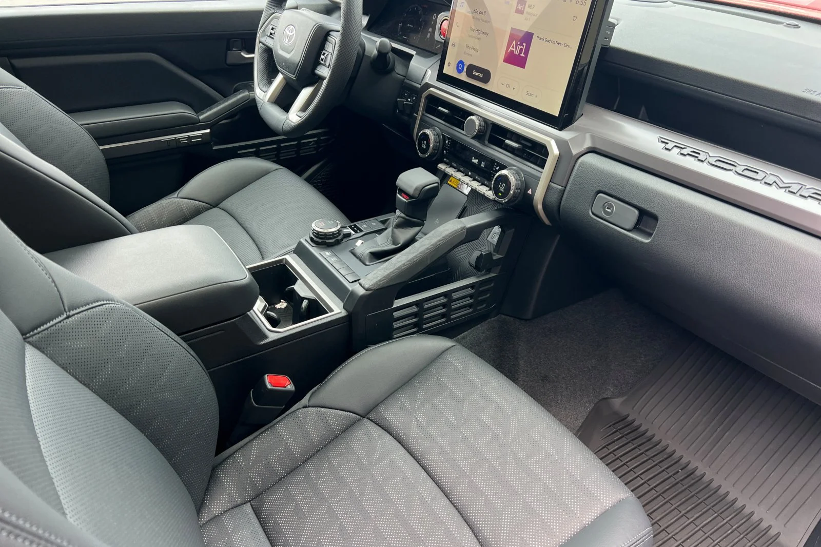 2026 Toyota Tacoma TRD Sport - Photo 11