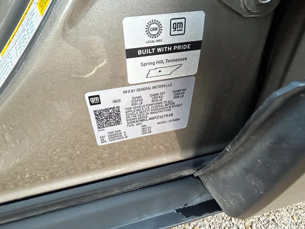 Used 2023  GMC SLE image 9