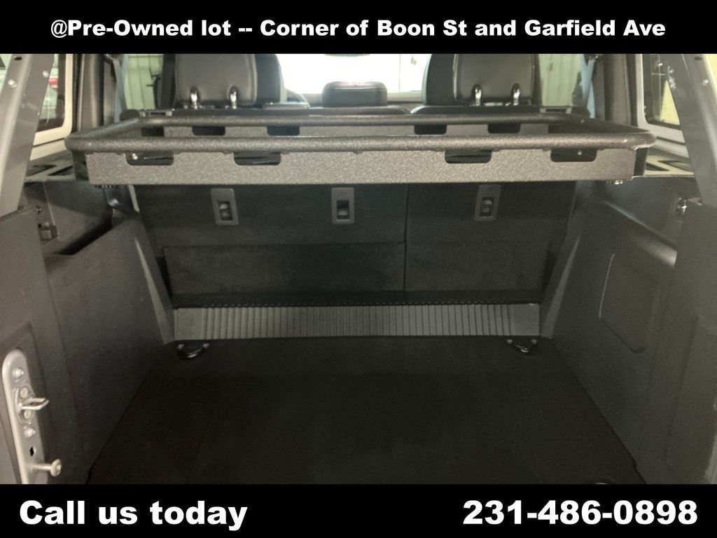 Used 2024 Silver Ford Badlands image 28