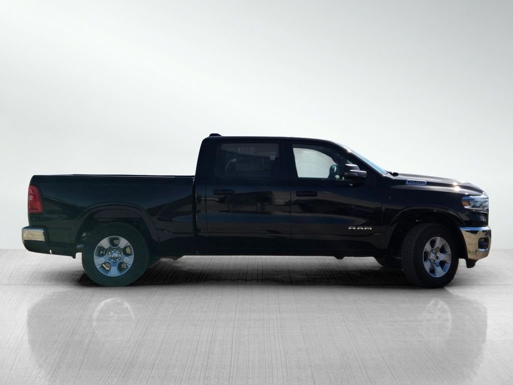 New 2026 Diamond Black Crystal Pearl-Coat Exterior Paint RAM Big Horn image 3