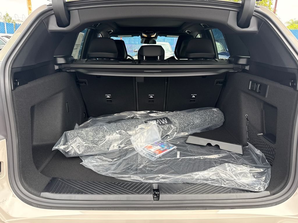 New 2026 Dune Grey Metallic BMW 30 xDrive image 11