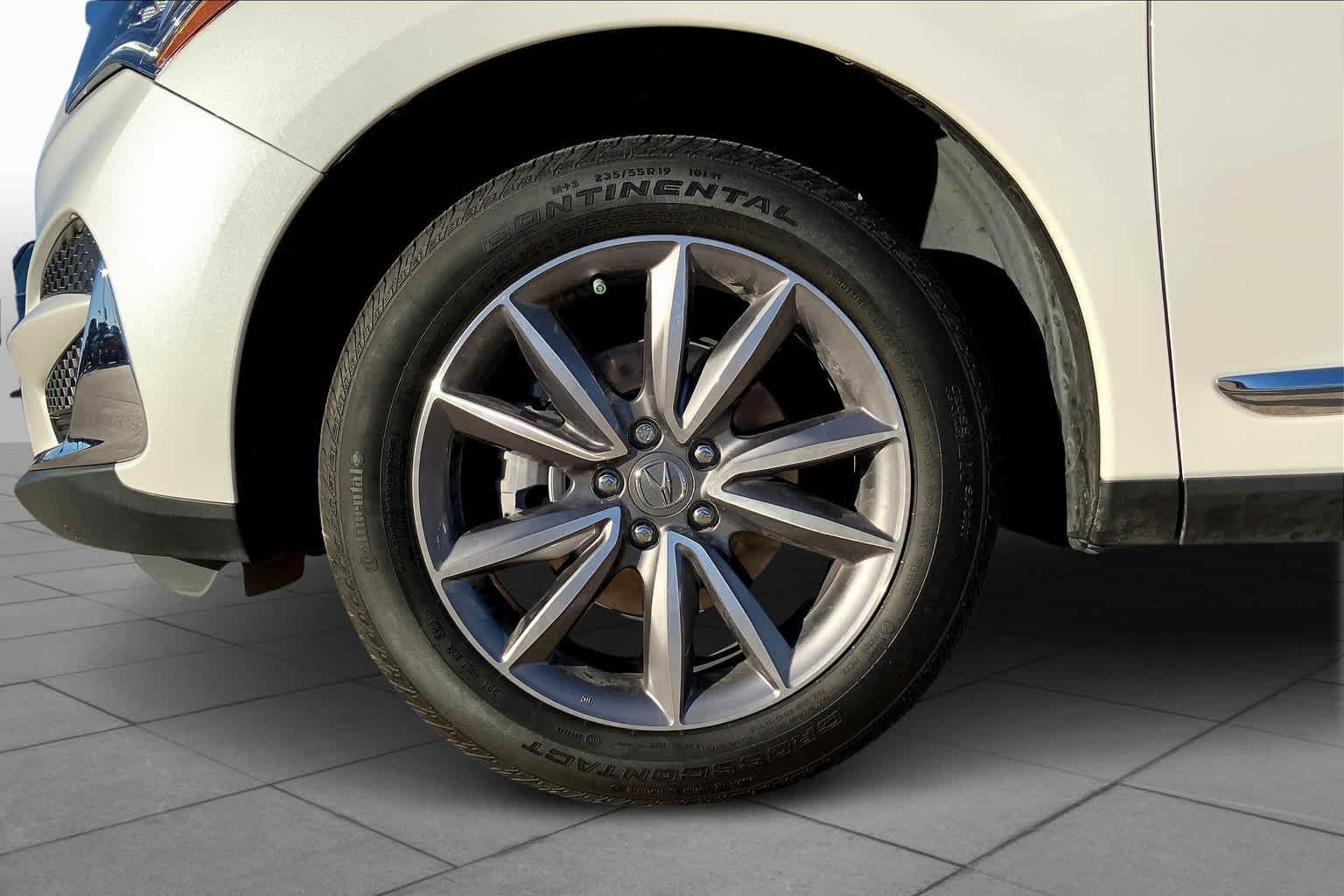 Used 2021 Platinum White Pearl Acura w/Technology Package image 10