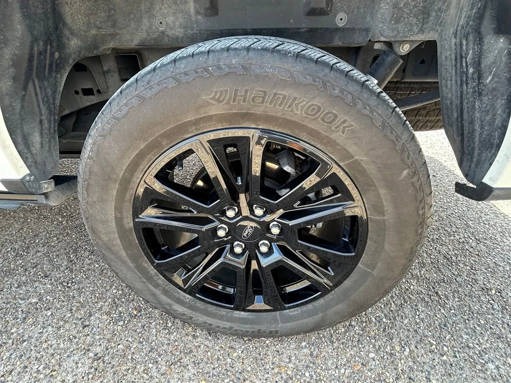 Used 2024 White Ford Platinum image 8