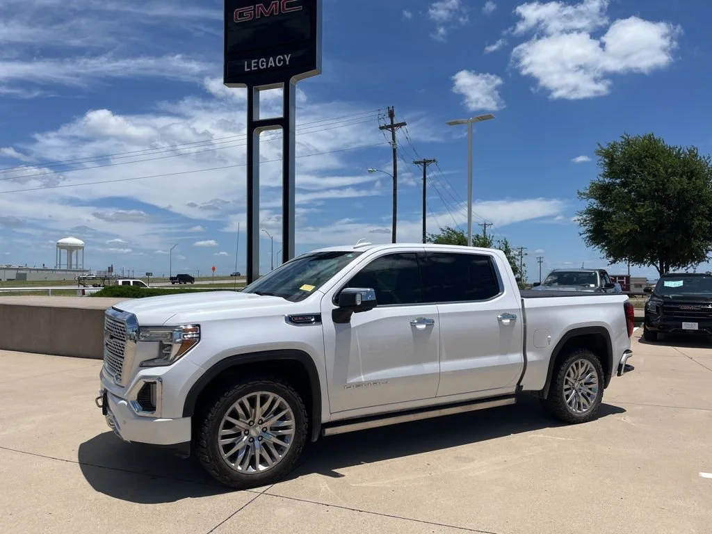 2019 GMC Sierra 4WD Crew Cab Short Box's photo