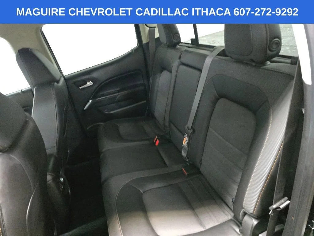 Used 2022 Onyx Black GMC AT4 - Cloth image 30