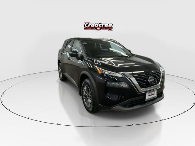 Used 2023 Black Nissan S image 2