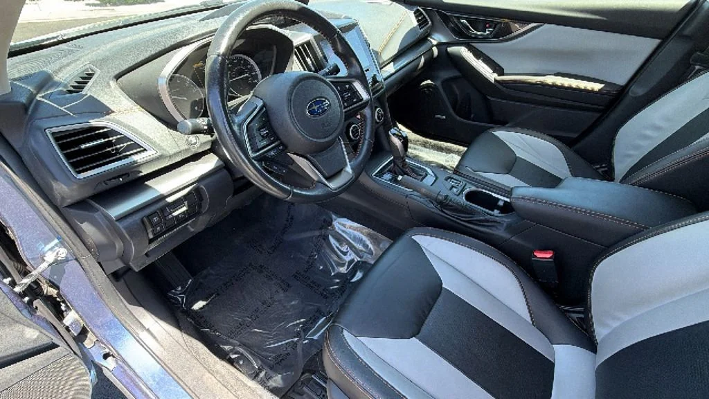 Used 2018 Quartz Blue Subaru 2.0i Limited image 10