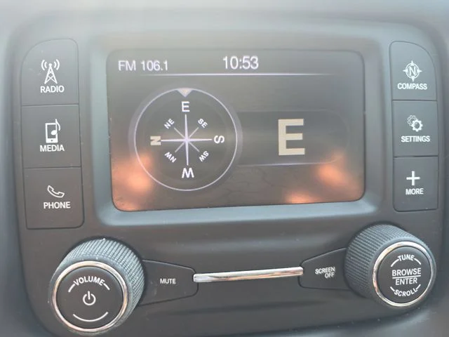 Used 2018 Black Jeep Latitude image 22