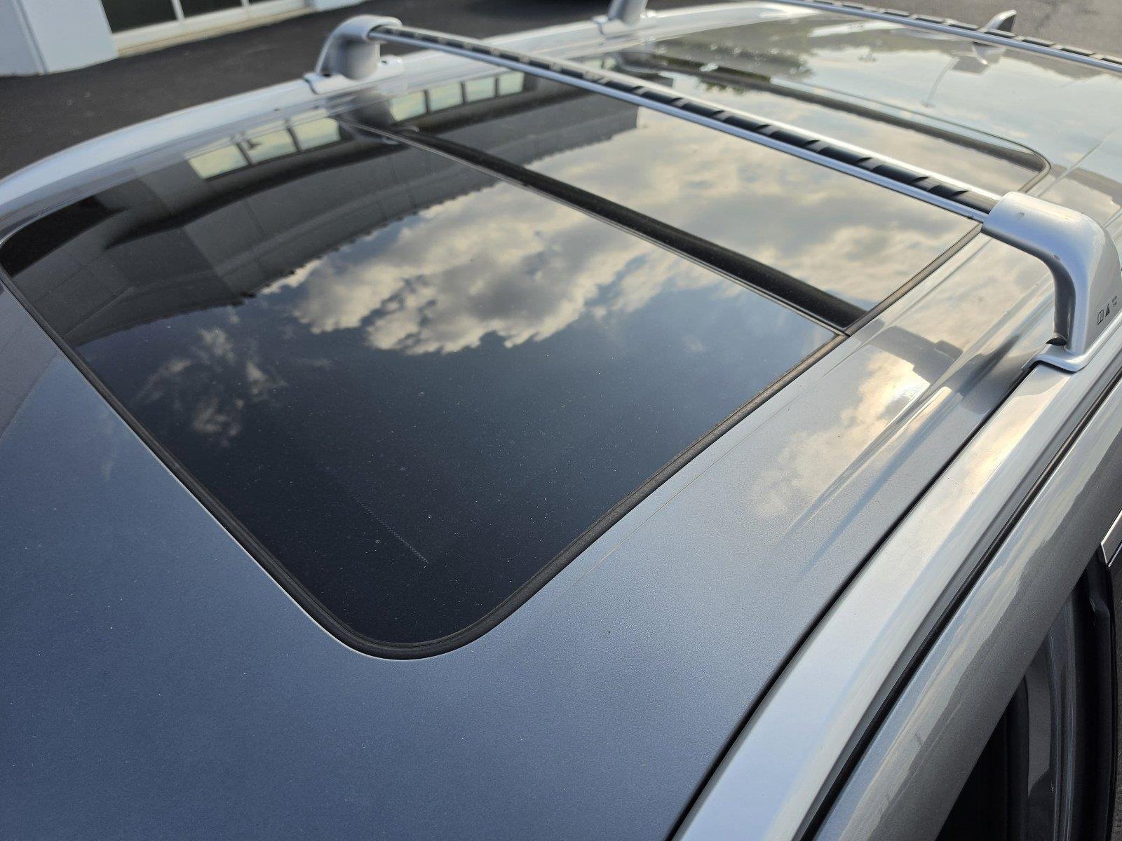 Used 2023 Graphite Shadow INFINITI SENSORY image 32