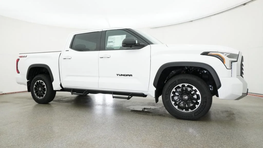 New 2026 Ice Cap Toyota SR5 image 33