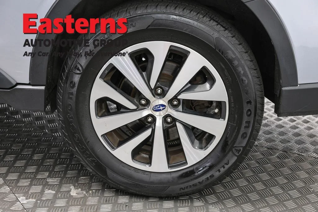 Used 2022 Silver Subaru Premium image 33