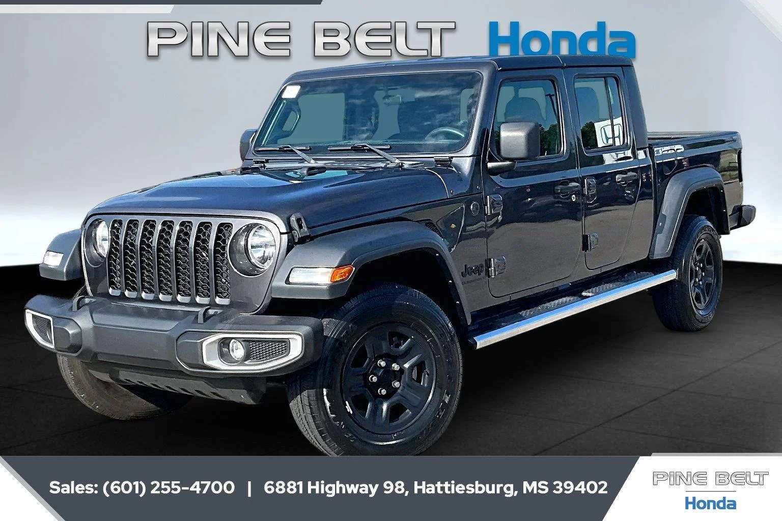 Used 2023 Granite Crystal Metallic Clearcoat Jeep Sport image 10