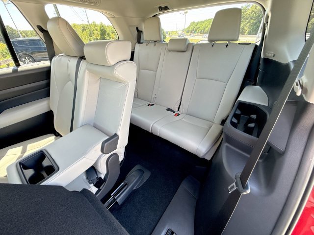 Used 2026 Red Toyota XLE image 23