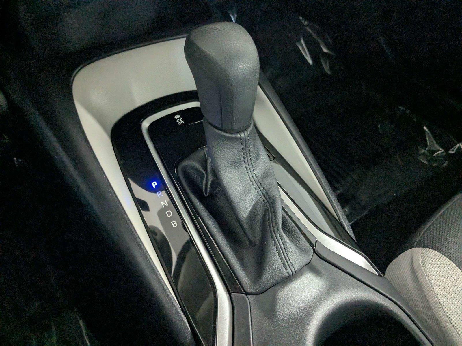 Used 2025 Underground Toyota LE image 25