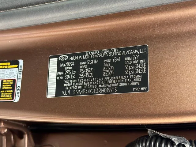 Used 2024  Hyundai Limited image 30