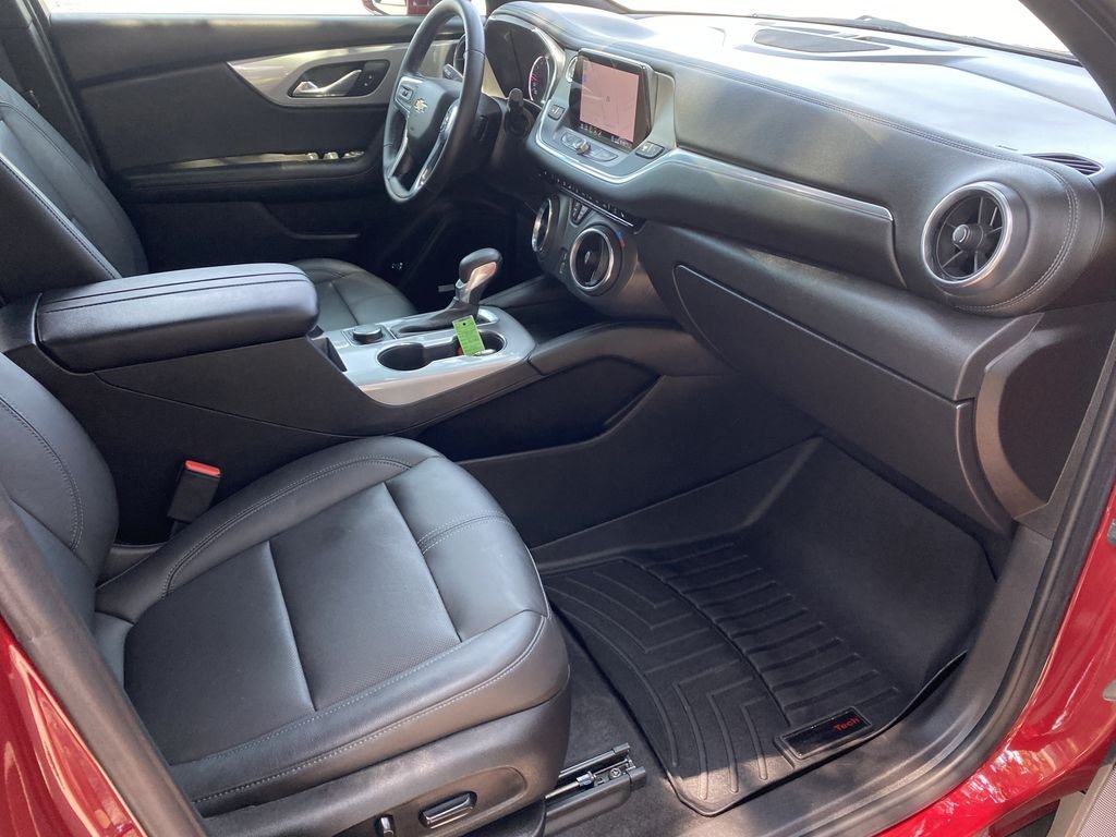 Used 2020 Cajun Red Tintcoat Chevrolet LT image 32