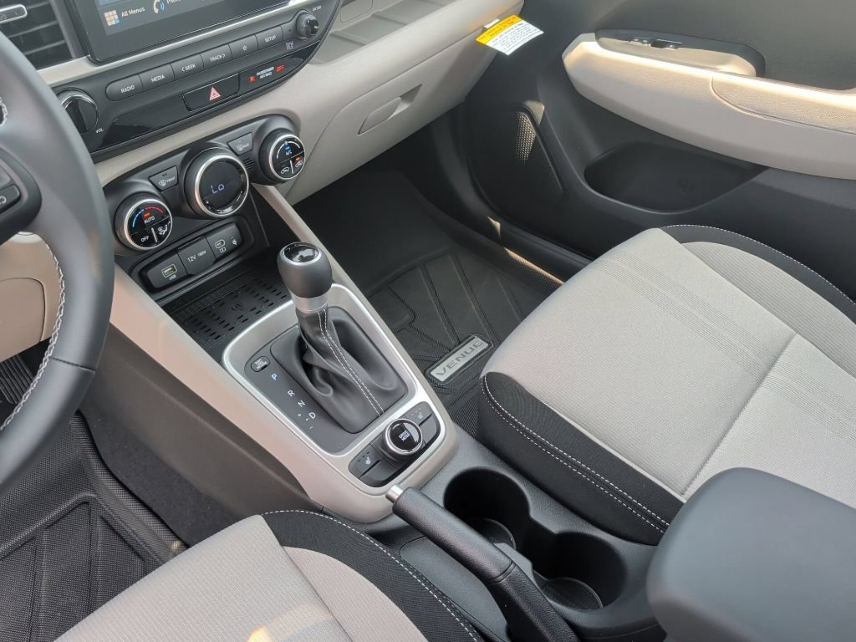New 2026 Lunar White Hyundai SEL image 30