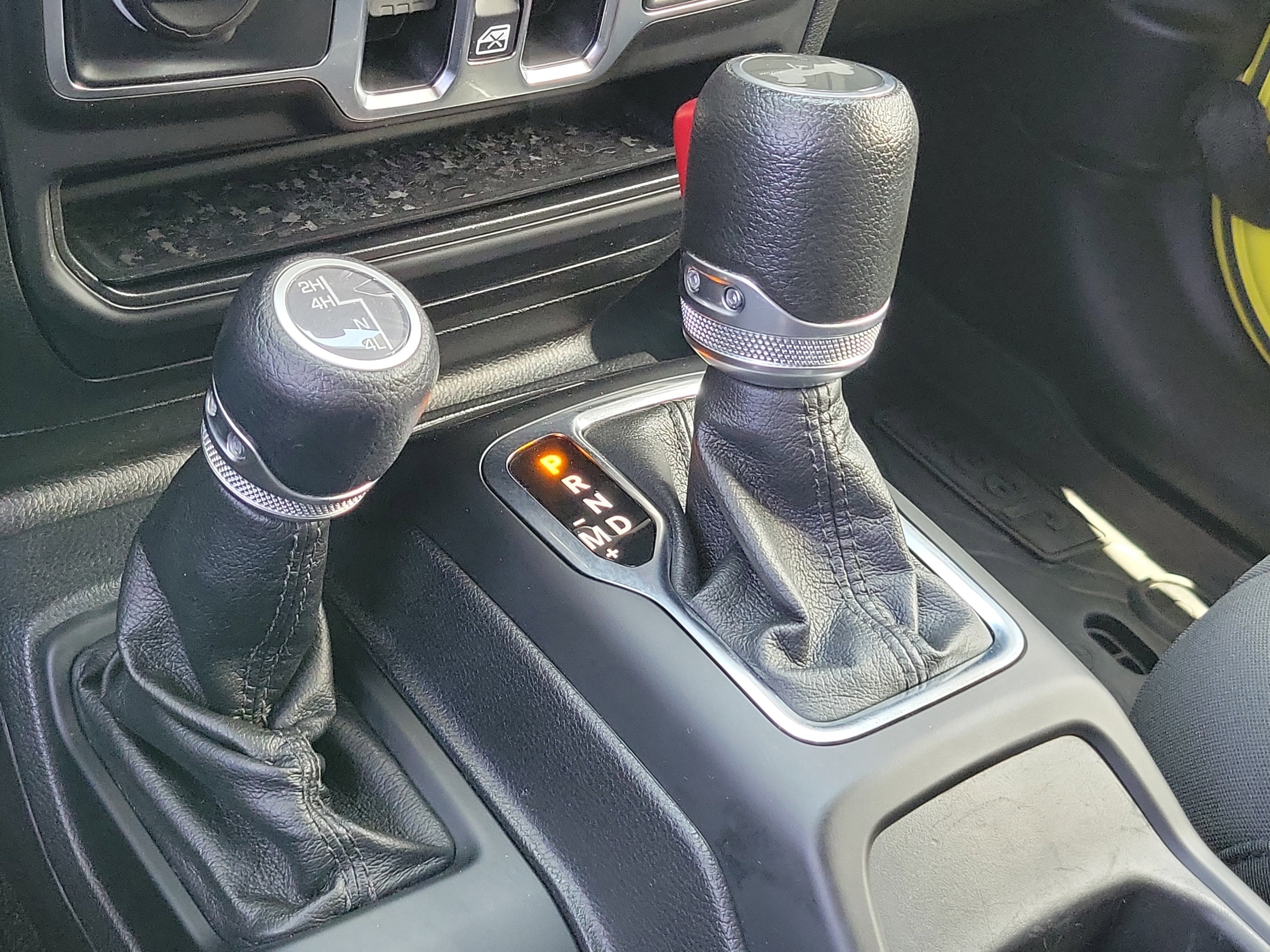 Used 2022 High Velocity Clearcoat Jeep Unlimited Sport S image 26