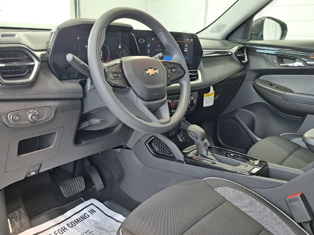 2026 Chevrolet Trailblazer LS - Photo 7