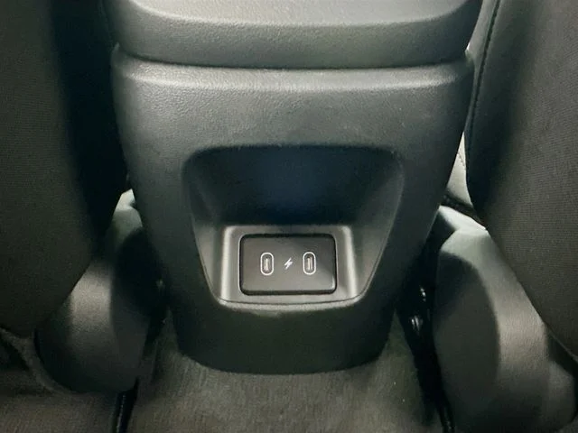 New 2026 Hyundai ELANTRA SE