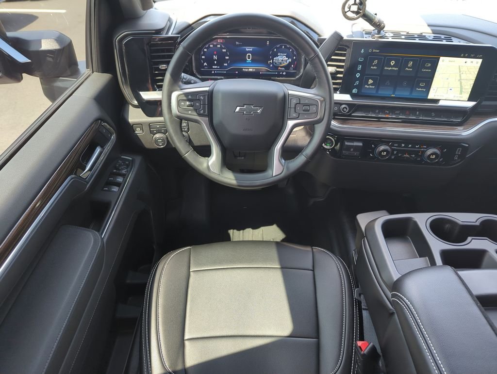 Used 2025 Gray Chevrolet LT image 14