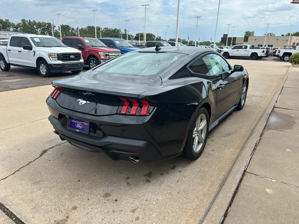 New 2026 Shadow Black Ford EcoBoost® Fastback image 9
