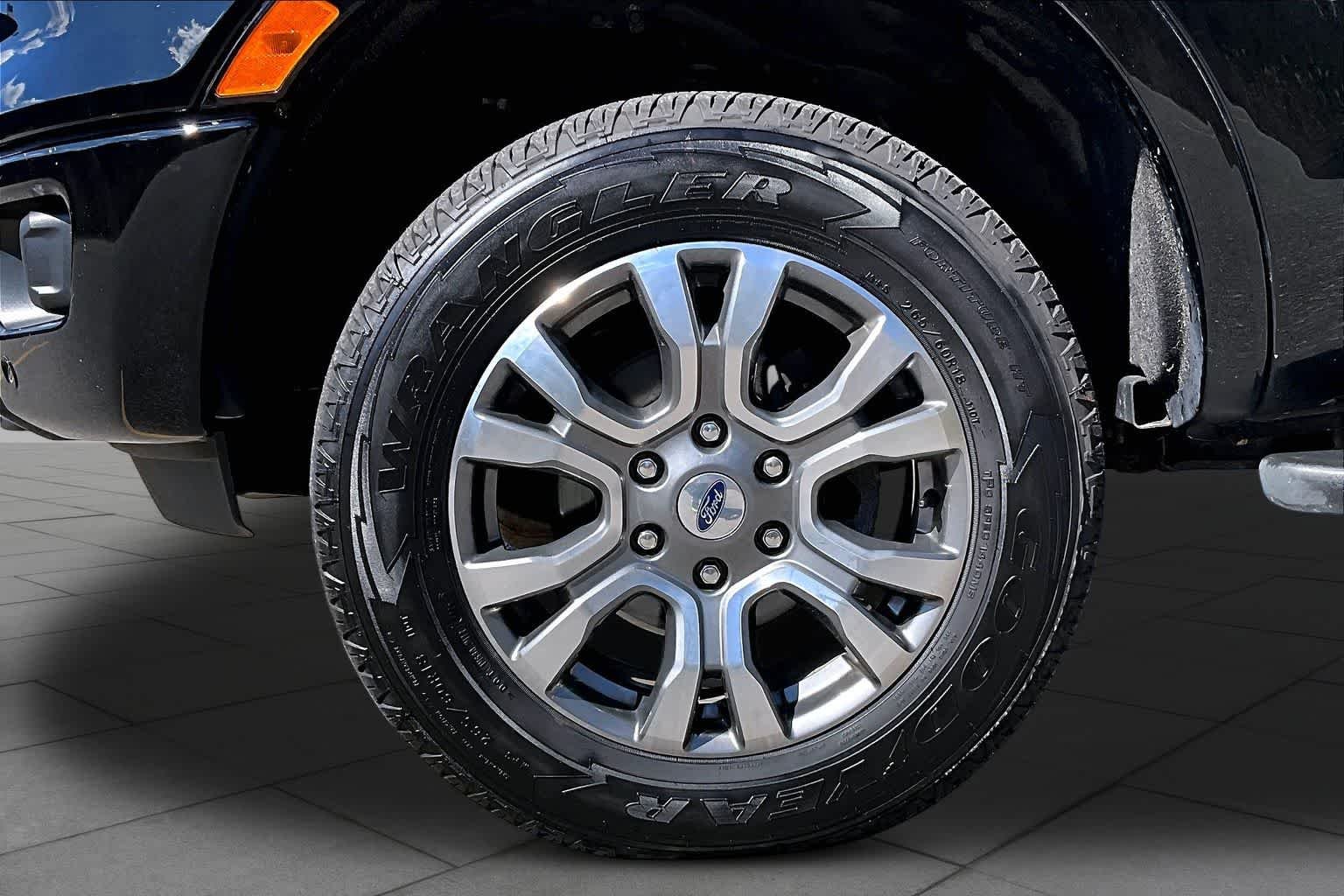 Used 2023 Shadow Black Ford LARIAT image 11