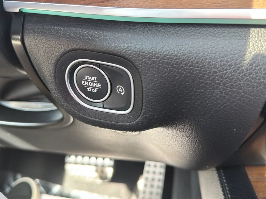 Used 2022 Black Mercedes-Benz GLS 450 image 13