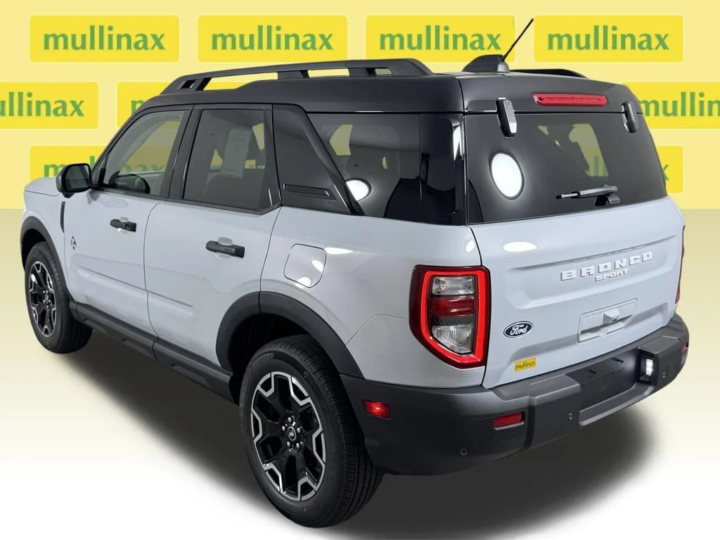 New 2026 White Ford Outer Banks image 4