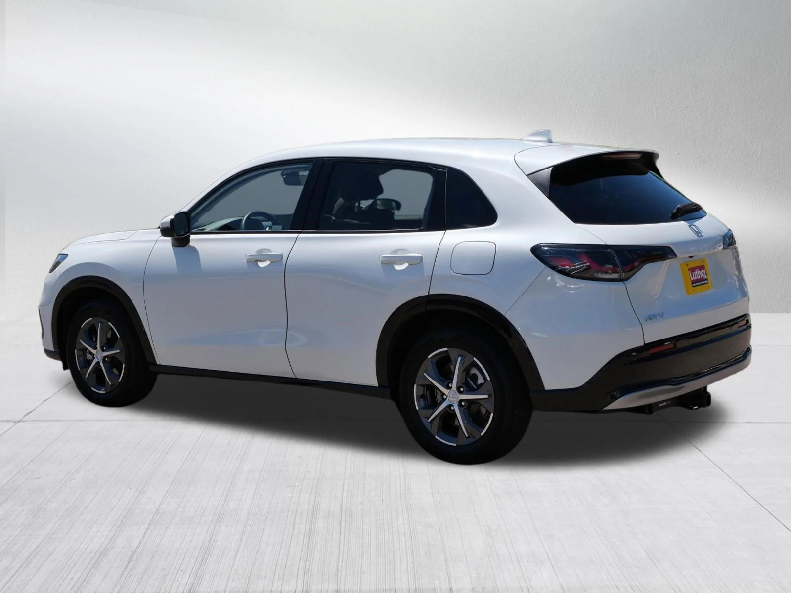 Used 2024 Platinum White Pearl Honda EX-L image 5