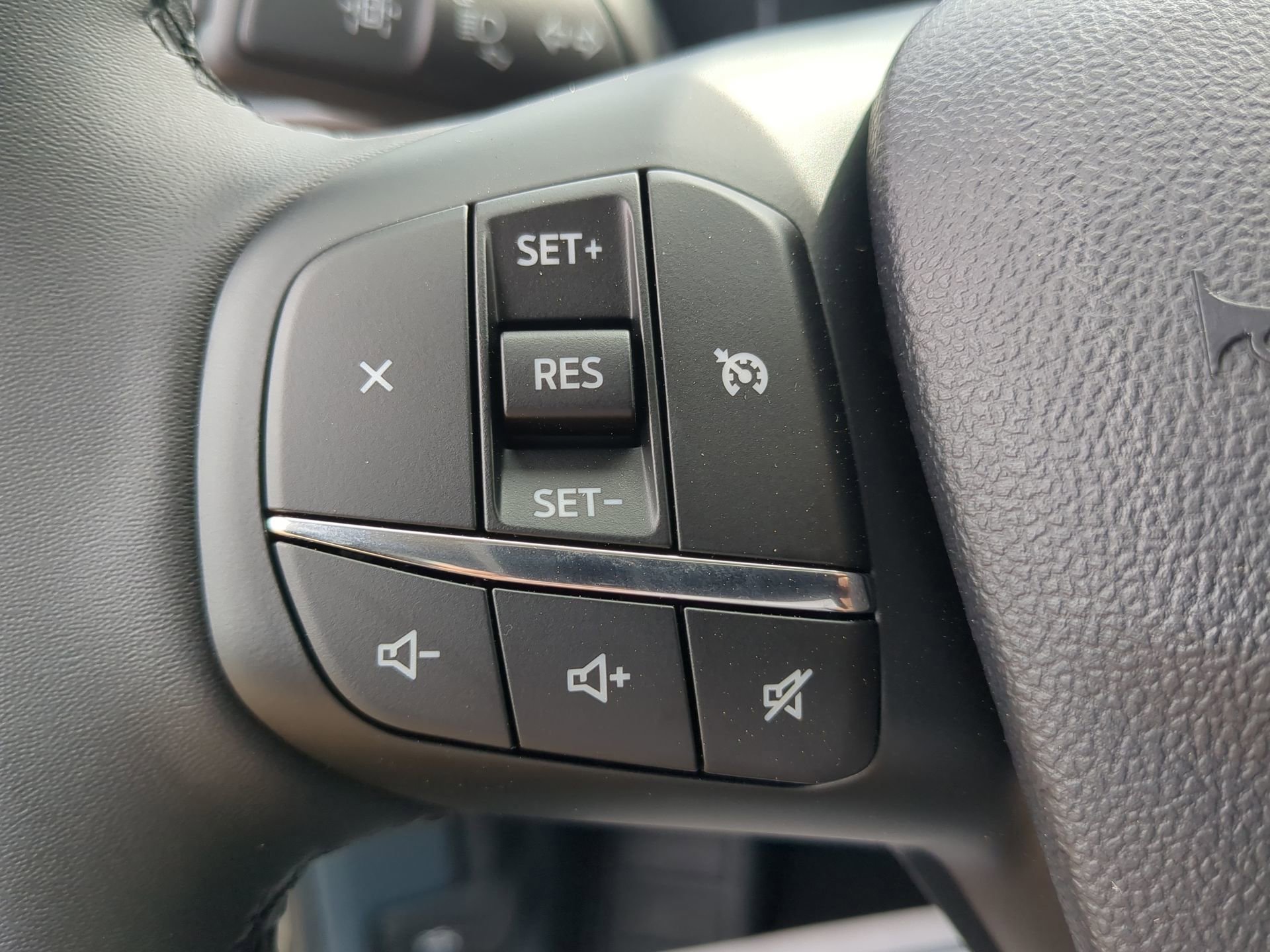 2025 Ford Maverick XLT - Photo 47