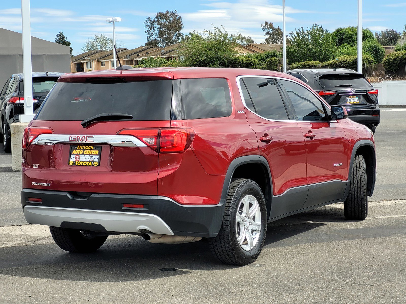 Used 2019 Red Quartz Tintcoat GMC SLE image 4