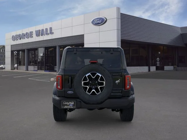 New 2026 Shadow Black Ford Outer Banks® image 5