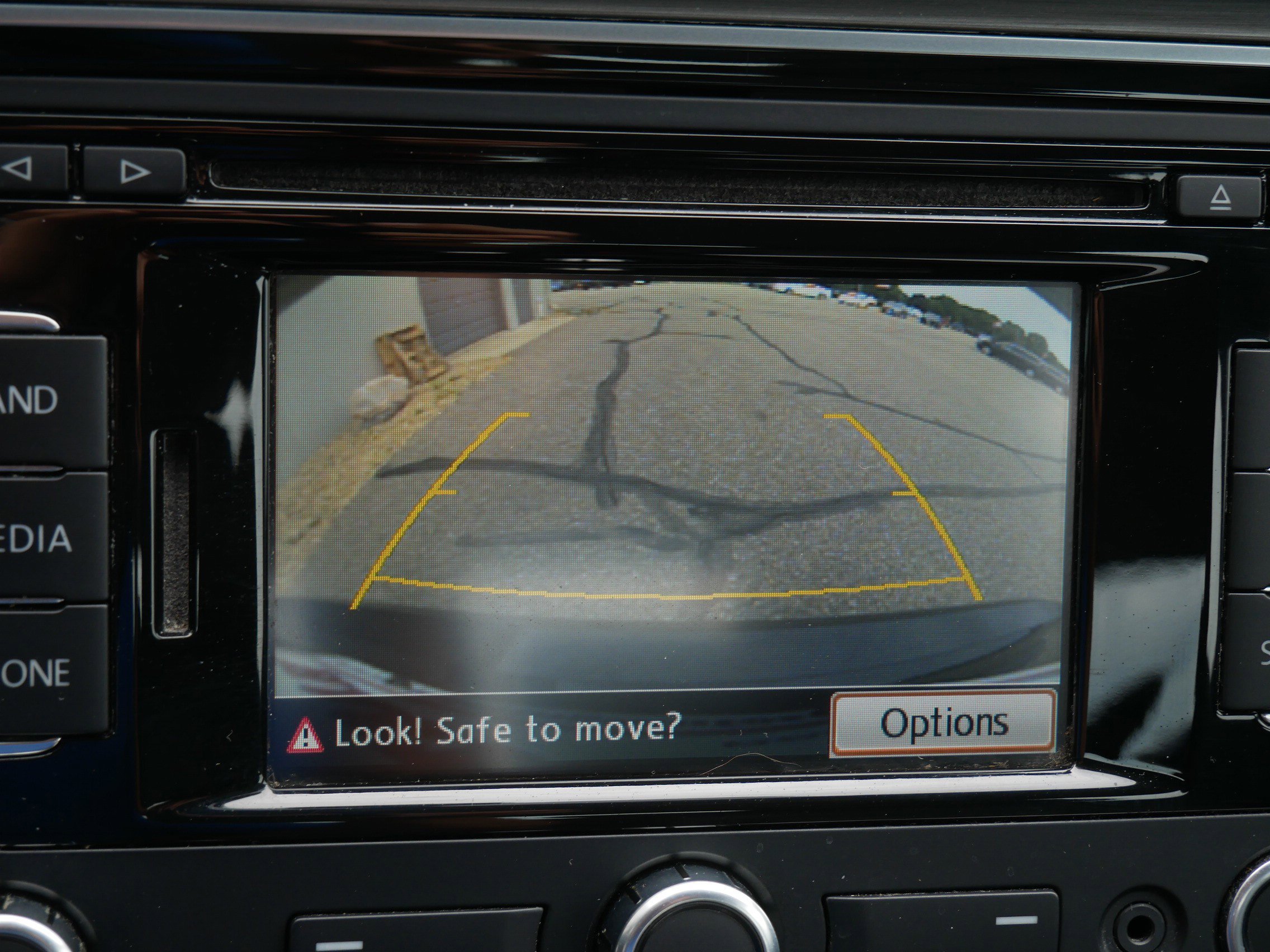 Used 2014 Black Volkswagen SE w/Snrf/Nav image 25