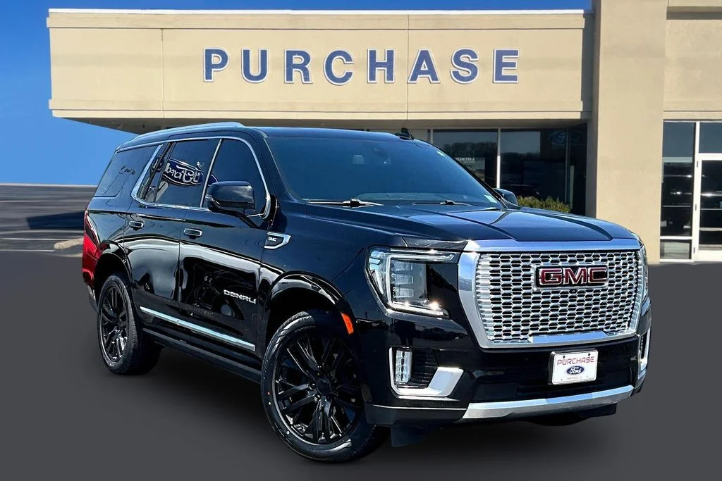 2021 GMC Yukon Denali's photo