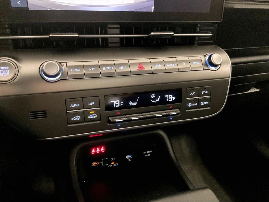 Used 2024 Blue Hyundai SEL image 25