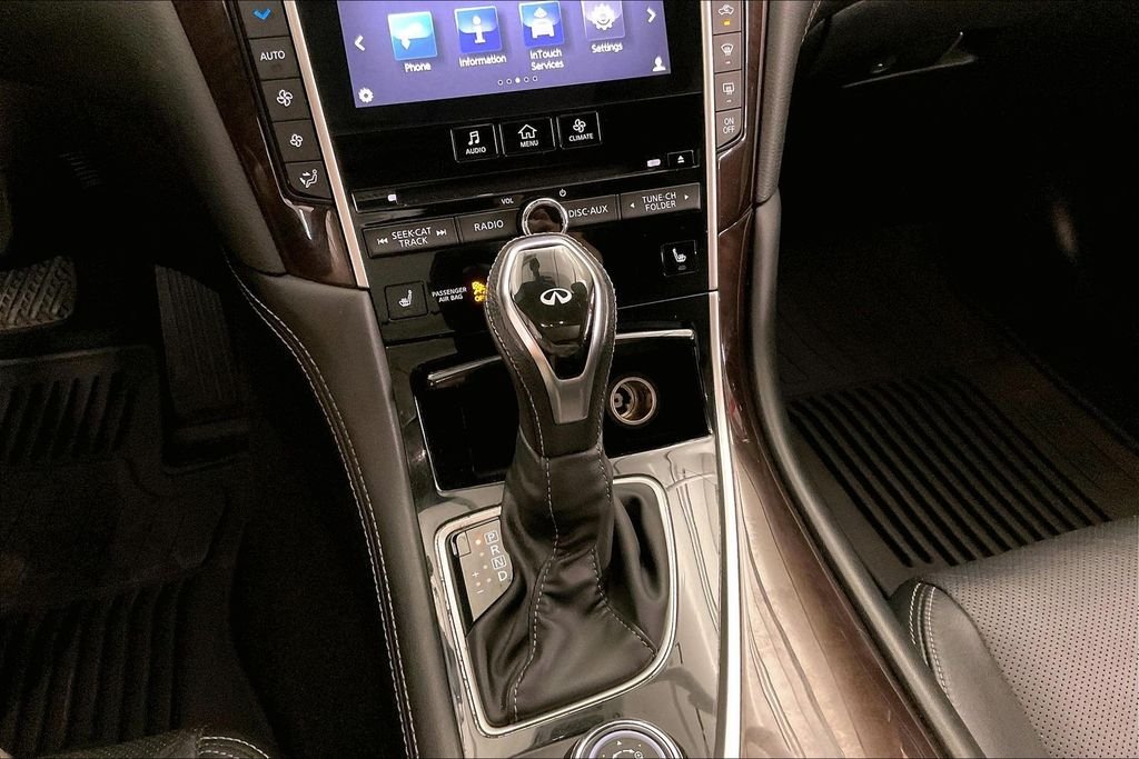 Used 2018 Black INFINITI 3.0t LUXE image 36