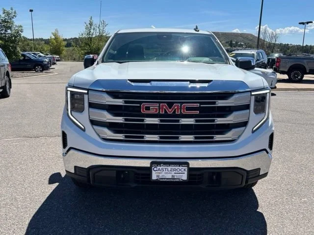 New 2026 Summit White GMC SLE image 10
