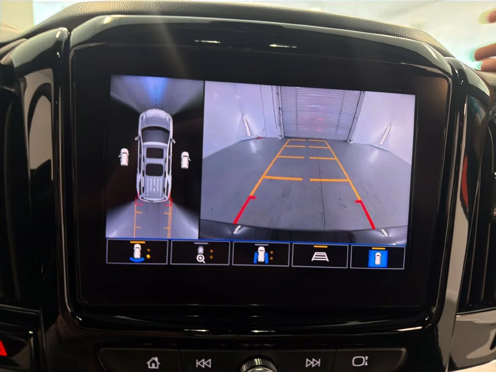 Used 2022 MOSAIC BLACK METALLIC Chevrolet Premier image 23